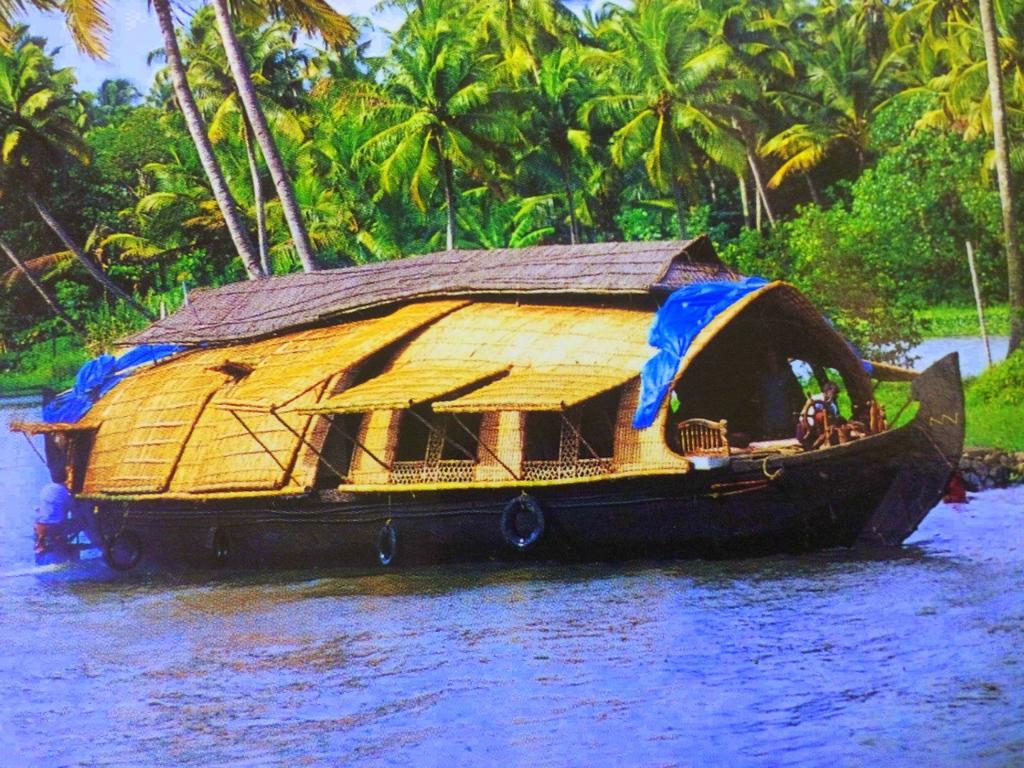 Marari Nest Beach Homestay Mararikulam Eksteriør billede