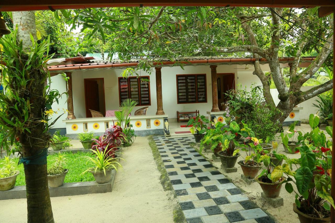 Marari Nest Beach Homestay Mararikulam Eksteriør billede